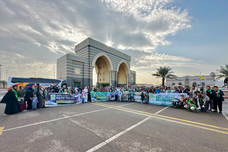travel umroh sesuai sunnah