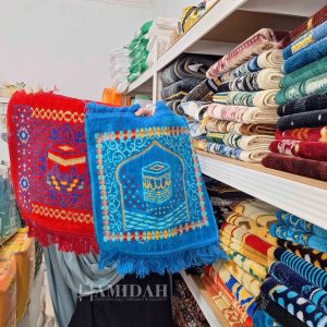 sajadah kecil