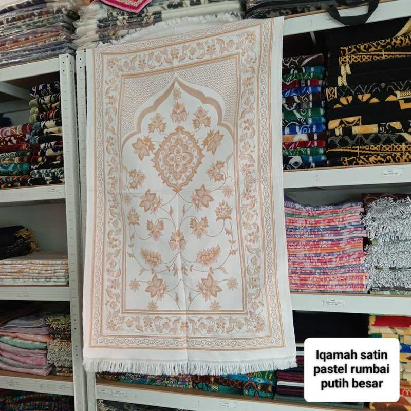 sajadah iqamah satin pastel rumbai besar