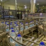 200.000 Botol Sehari! Mengintip Pabrik Air Zam Zam Modern di Makkah